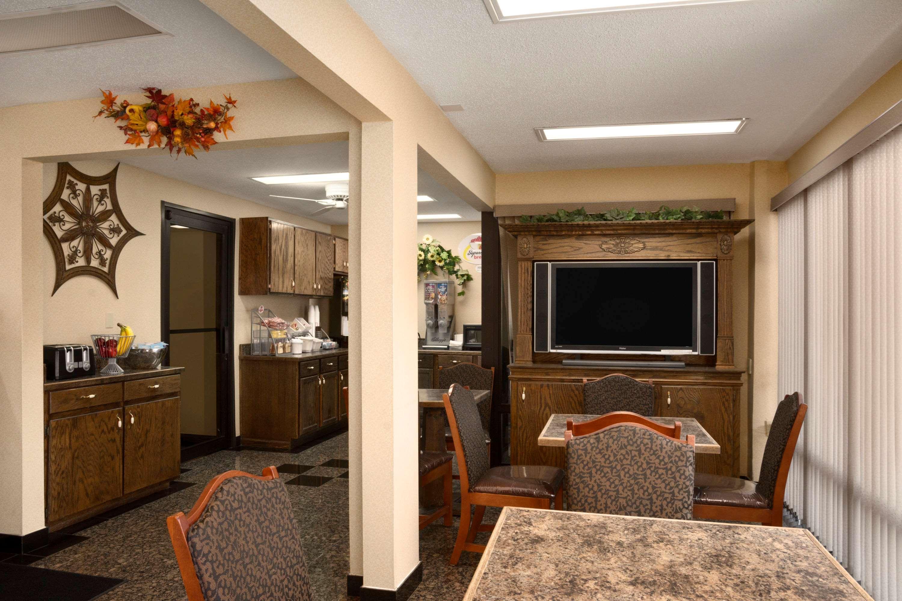 Super 8 By Wyndham Hattiesburg North Dış mekan fotoğraf